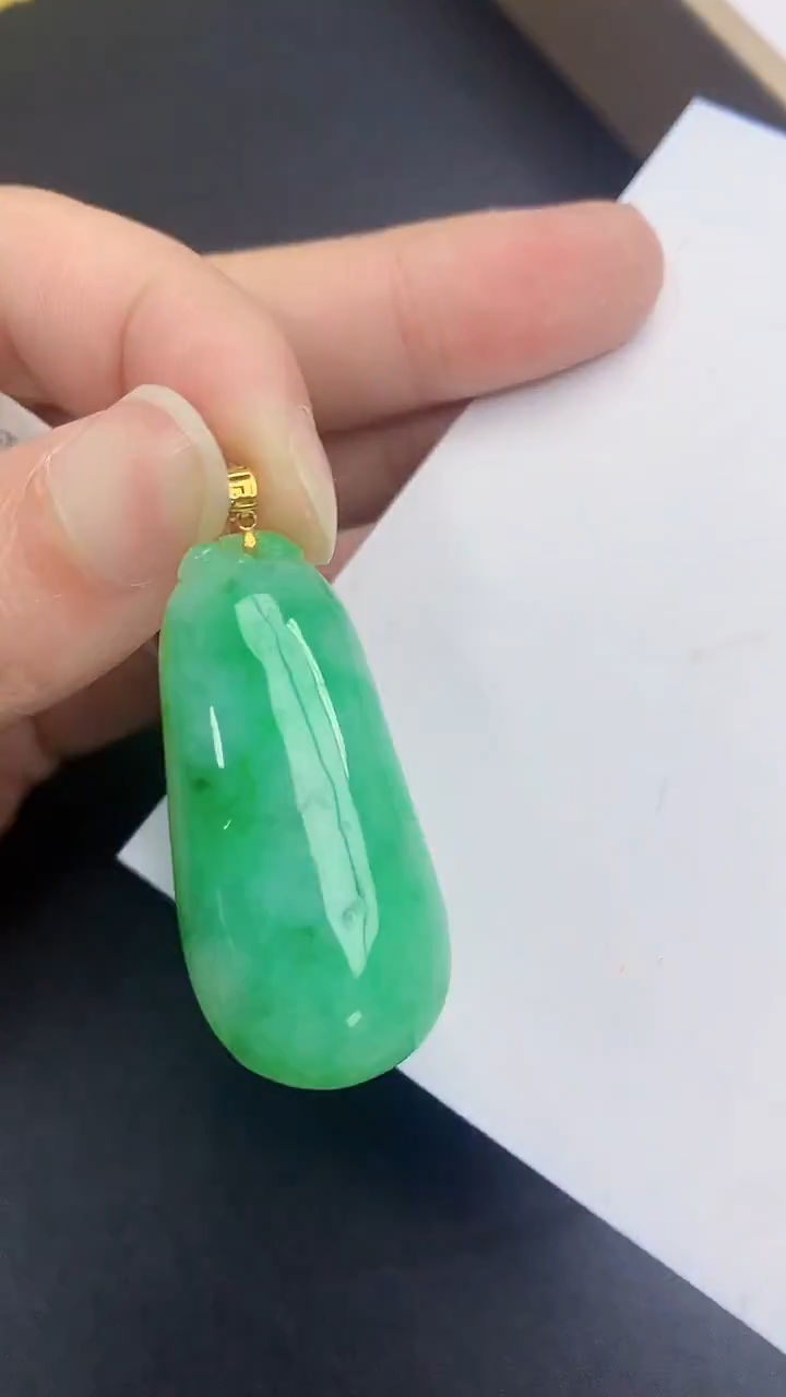 颈饰18K金镶嵌翡翠天然缅甸A货百元以上9元证书费自理