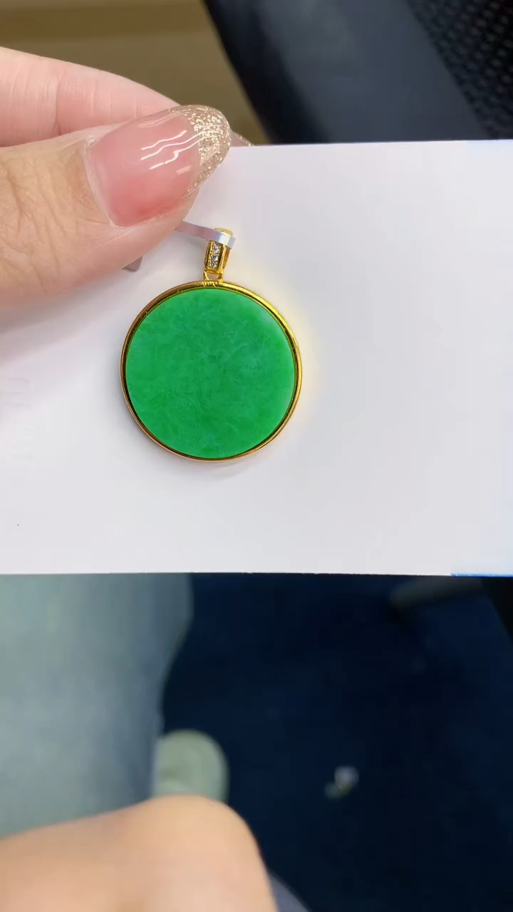 【闪购商品】翡翠银S925镶嵌颈饰            8