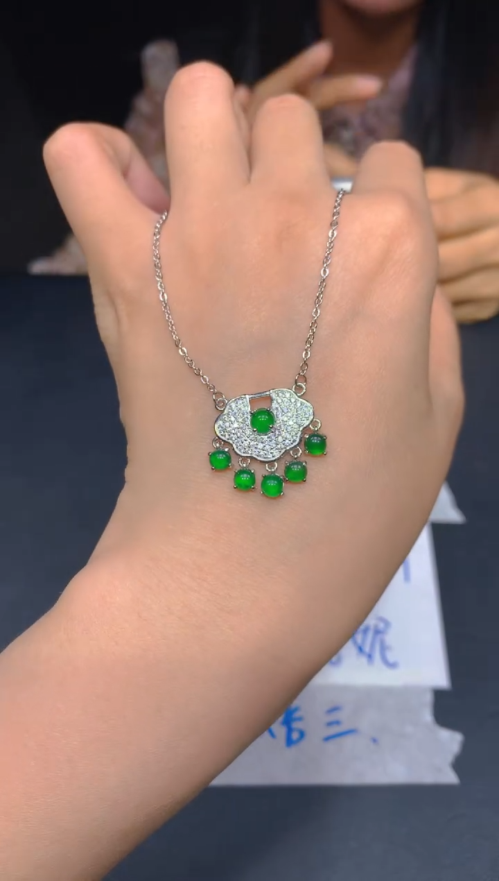 【闪购商品】定制翡翠未镶嵌129多样性发货（发其一）