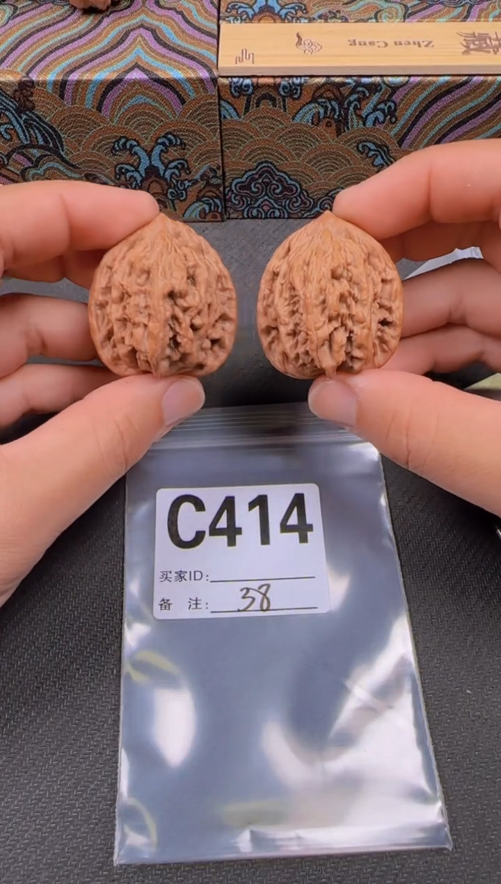 吊坠文玩核桃38麦虎414