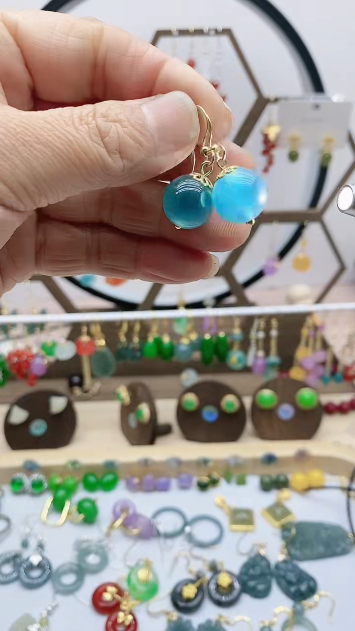 未镶嵌石英质玉（天山翠）耳饰103