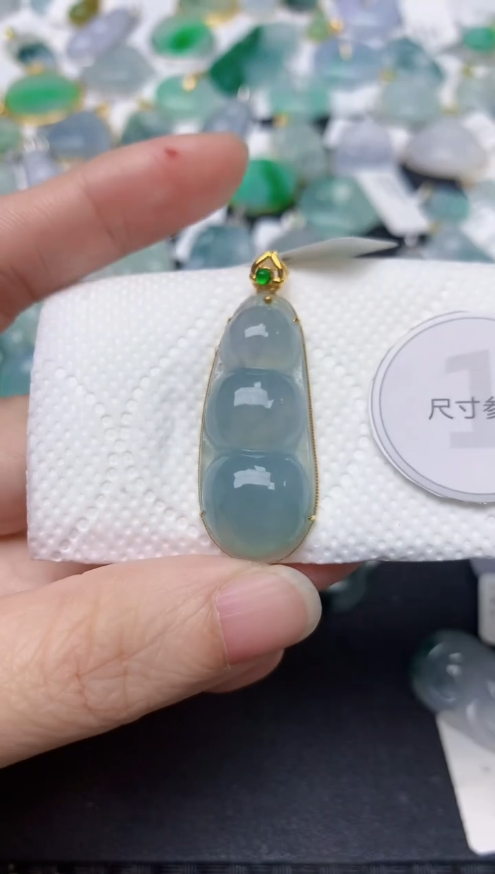 颈饰18K金镶嵌翡翠天然缅甸A货翡翠