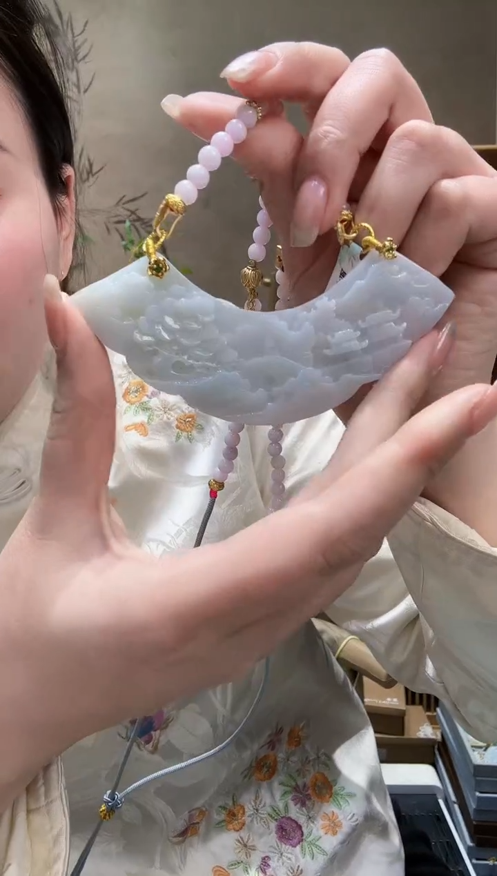 【闪购商品】翡翠颈饰未镶嵌吊坠