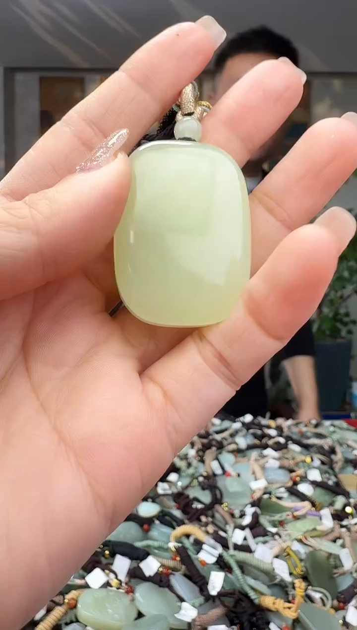 颈饰未镶嵌和田玉拍一发一多样性发货