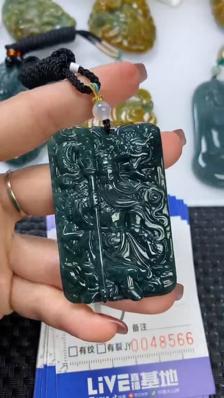 【闪购商品】翡翠颈饰未镶嵌1111111111111111