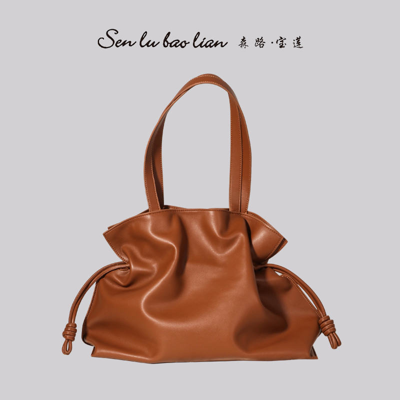 『高端玩家』新款休闲百搭经典腋下斜跨女包 SLBL-9976-咖啡色