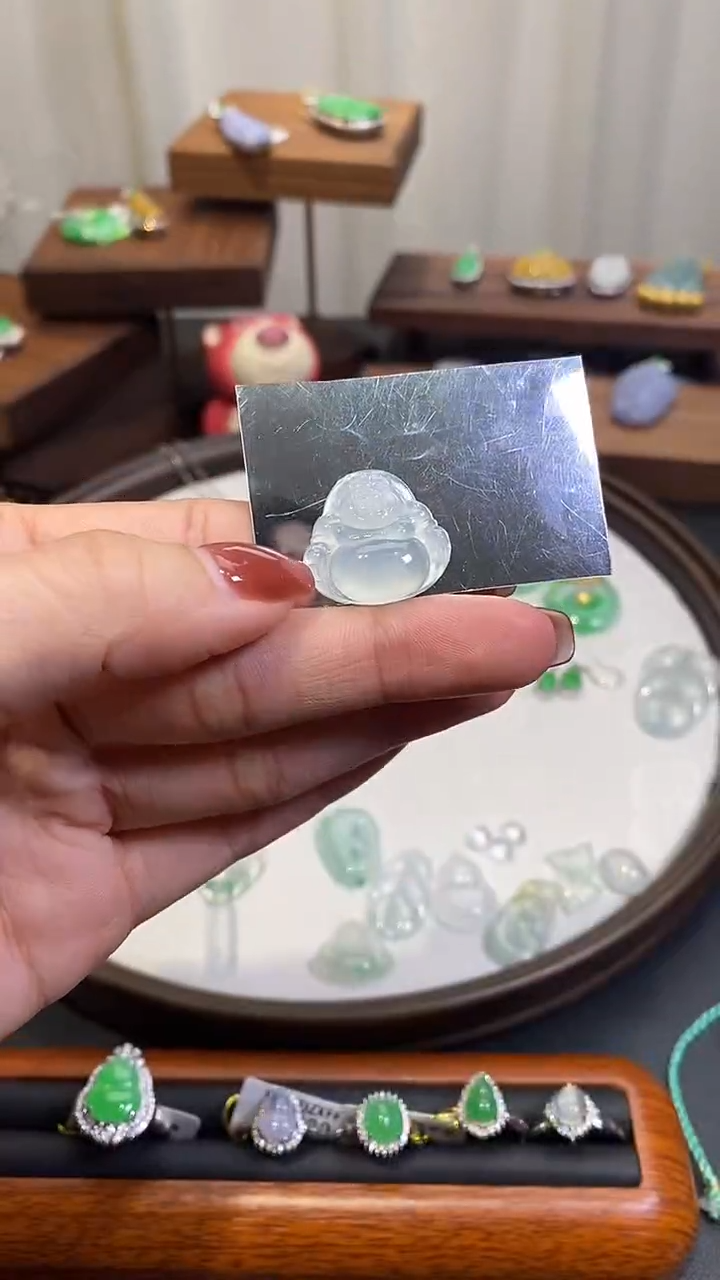 【闪购商品】翡翠颈饰未镶嵌佛公