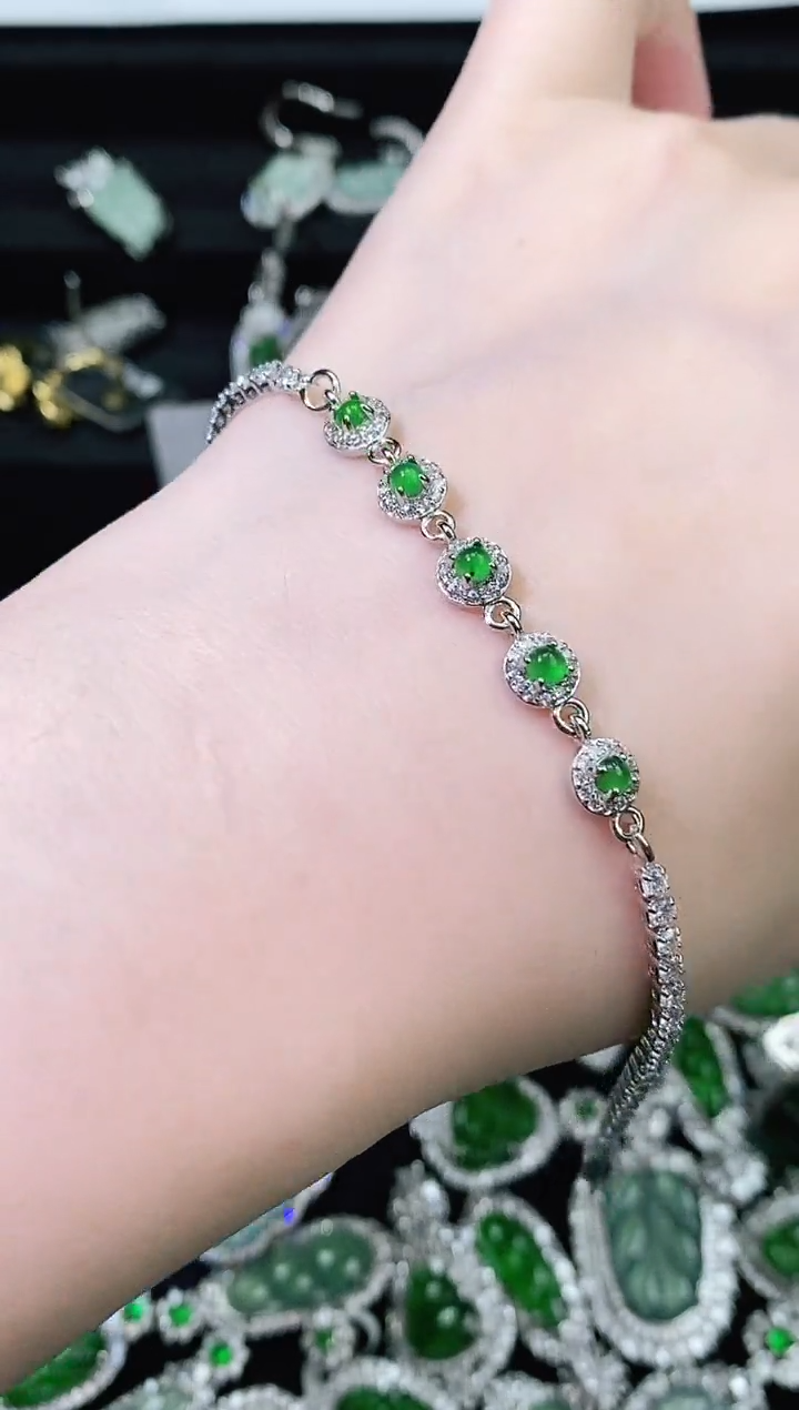 【闪购商品】翡翠未镶嵌颈饰精美翡翠-多样性只发一件H785