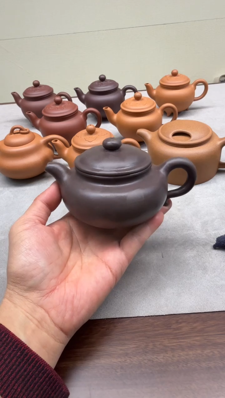 茶壶紫砂傲***止260CC黑墩头半手仿古