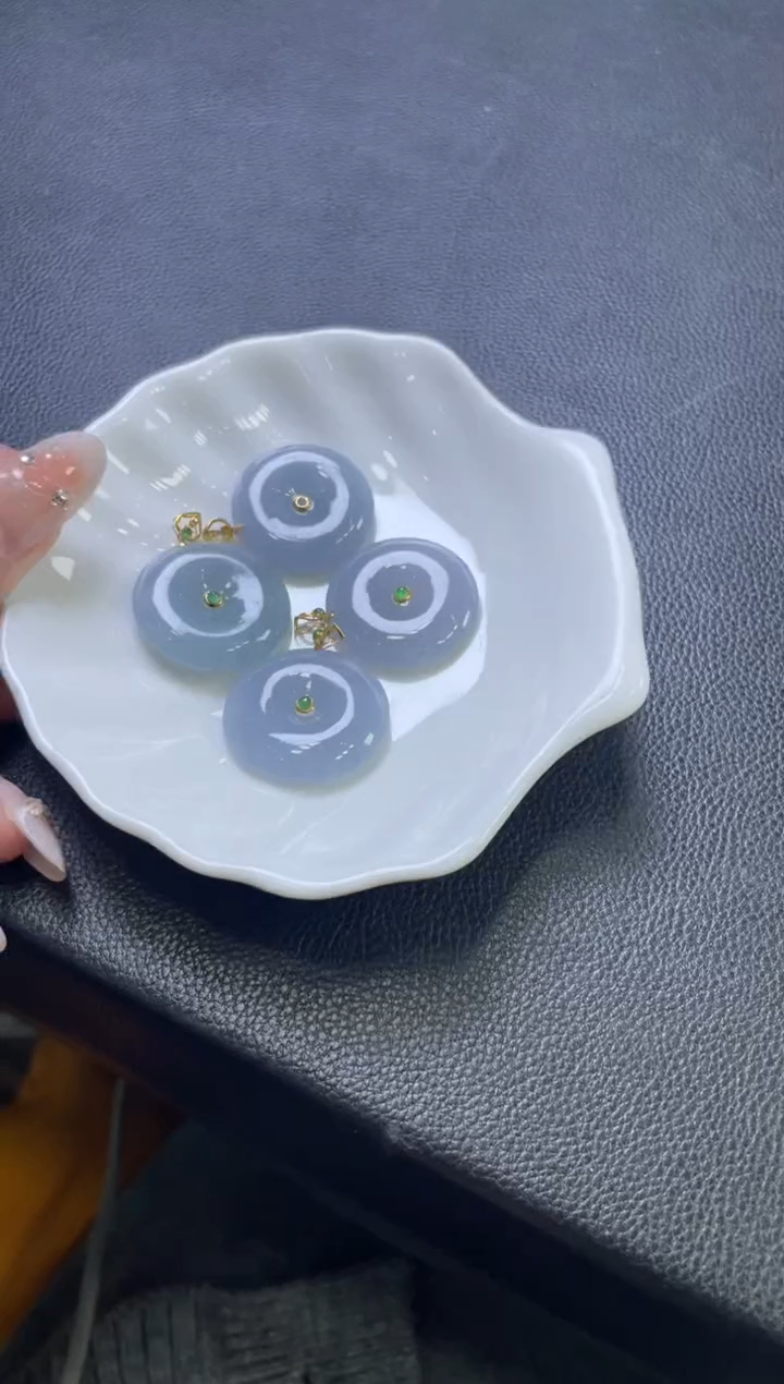 【闪购商品】翡翠颈饰18K金镶嵌W001-PQGJ630-2多样性发一