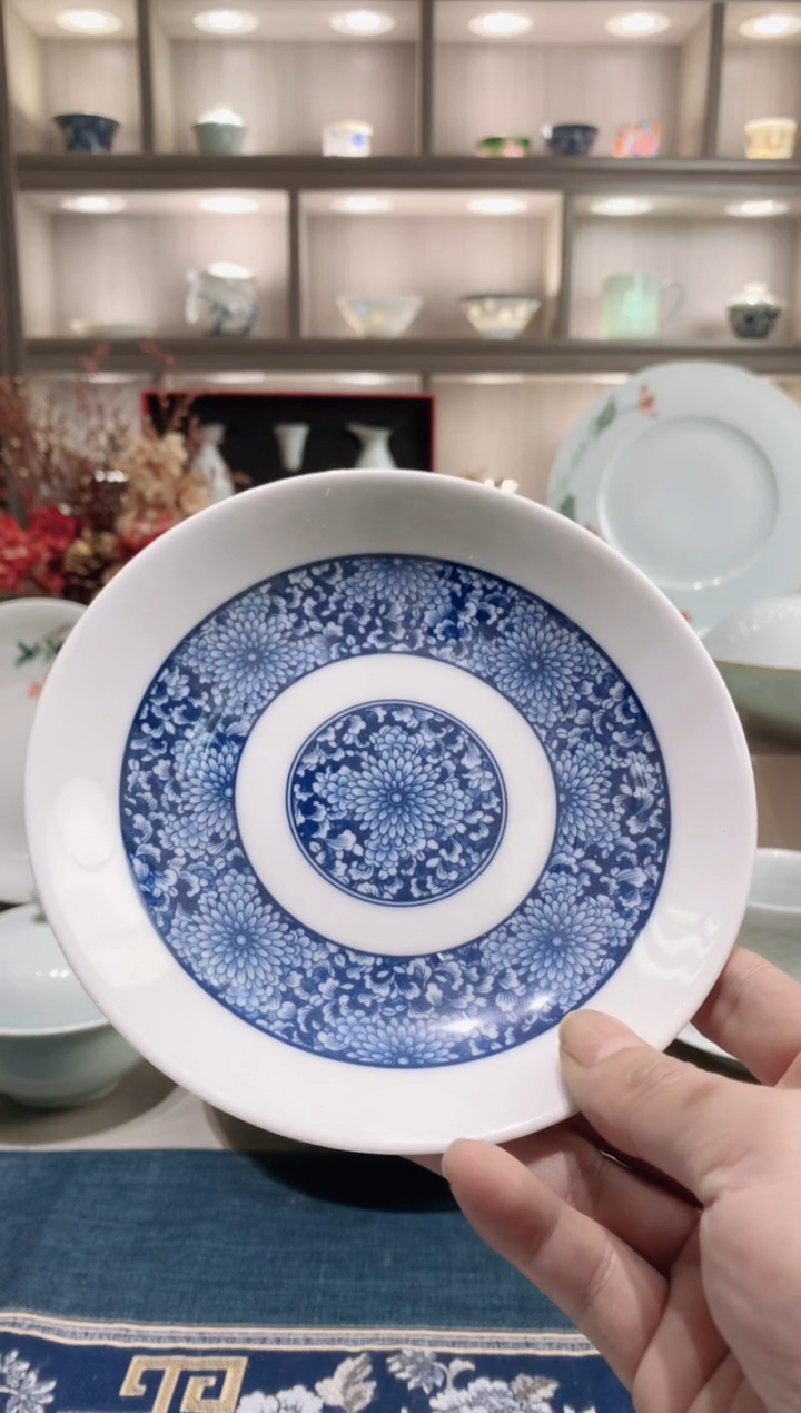 【闪购商品】1-3级青花釉中万花6英寸骨碟