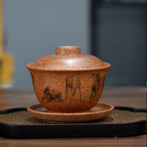 1076 宜兴紫砂茶具  龙骨金砂紫砂泥料点彩八骏图盖碗180cc左右XY