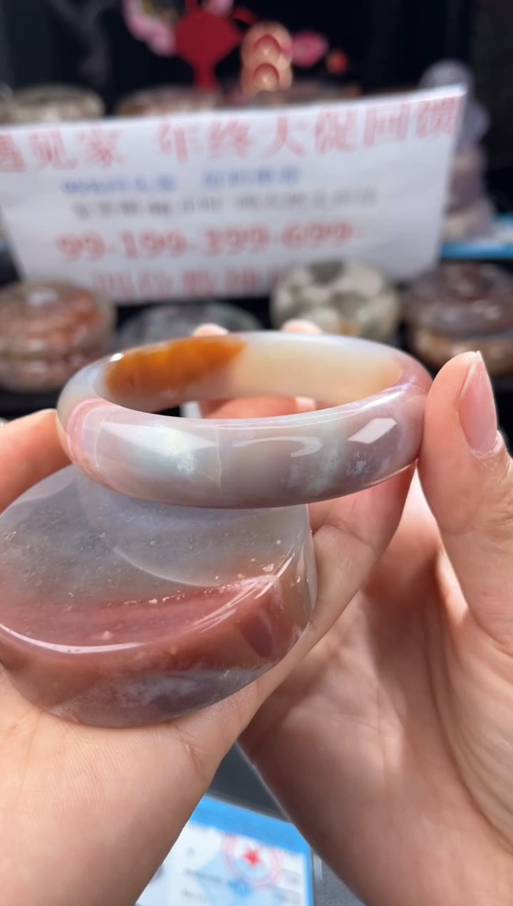【闪购商品】石英质玉手镯未镶嵌60