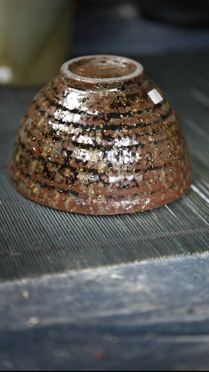 浪鬼家釉绘柴烧碗