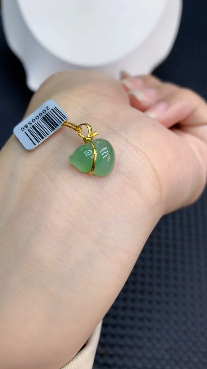 【闪购商品】翡翠颈饰18K金镶嵌            8