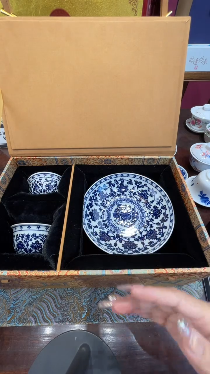 杯子瓷M***?景德镇手工手绘陶瓷