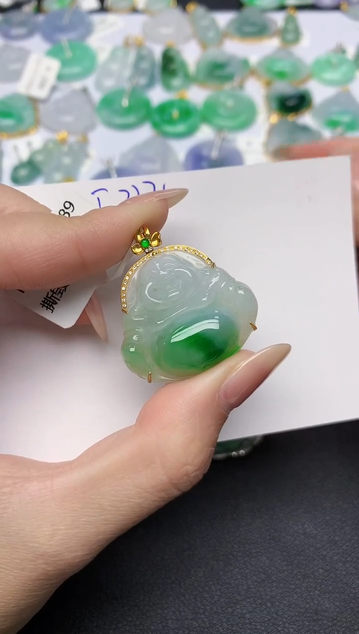 颈饰18K金镶嵌翡翠天然缅甸A货翡翠百元以上9元证书费自理