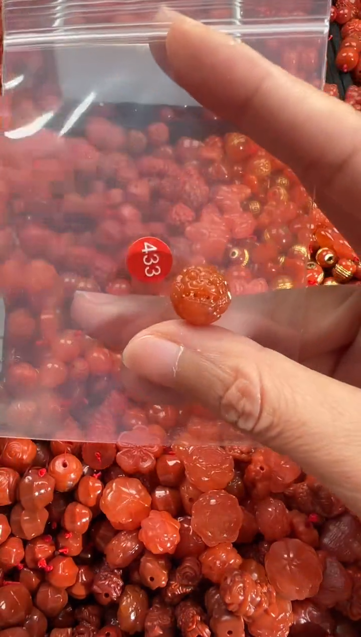 【闪购商品】南红玛瑙颈饰未镶嵌2