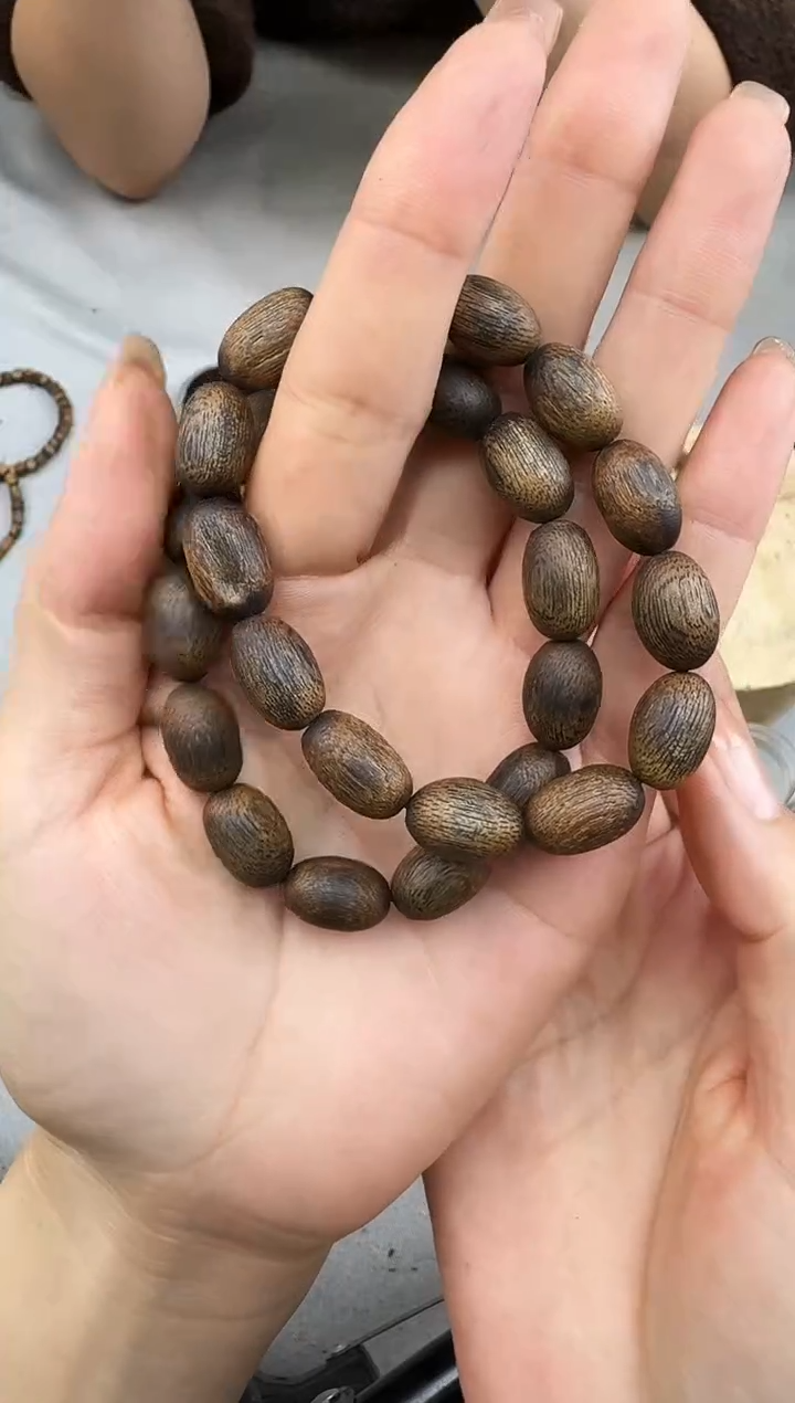 沉香手串后*0911张勺子枣珠沉水单圈多样性发一