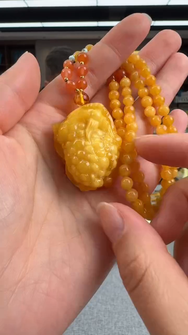 【闪购商品】琥珀颈饰未镶嵌280秒拍号