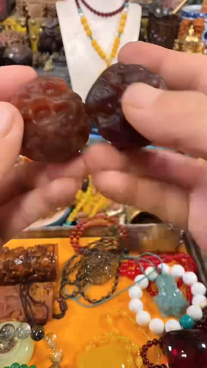 滴血莲花菩提吊坠龙香手球