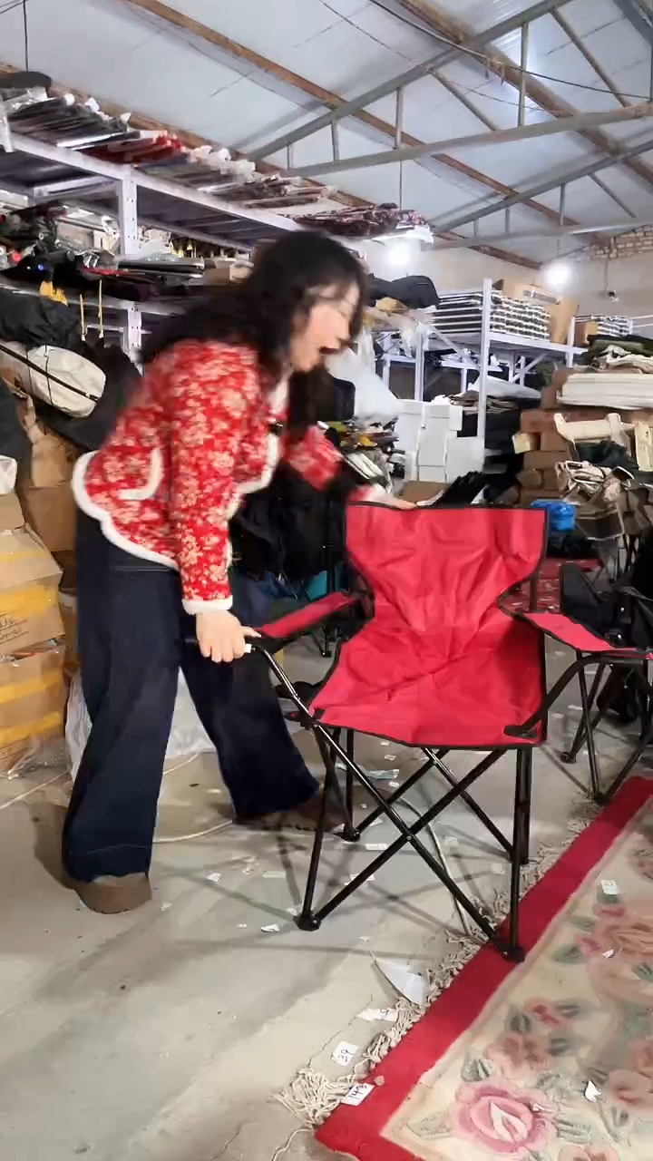 铁瑕疵不售后椅子 30