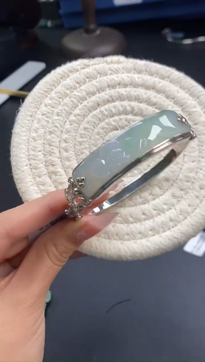 颈饰银S925镶嵌翡翠14015