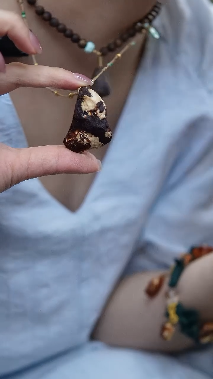 未镶嵌颈饰蜜蜡蜜蜡吊坠