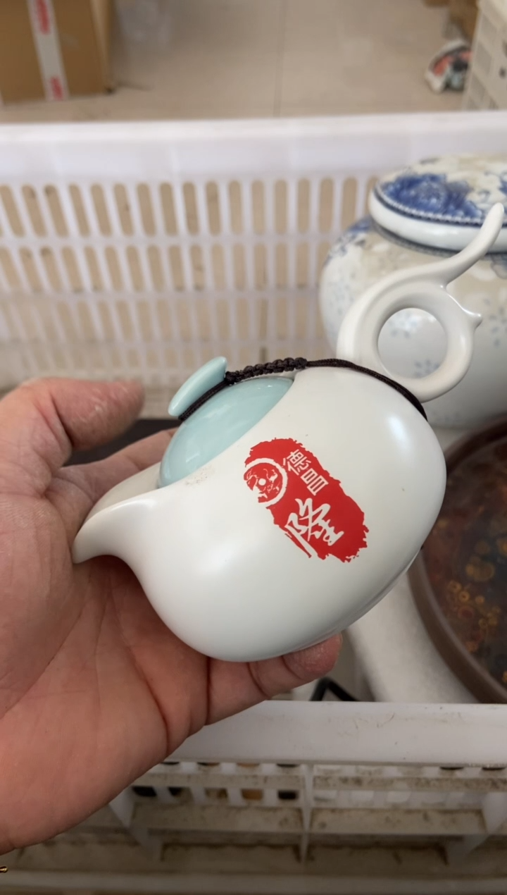 杯无运费险有瑕疵的摄影的产品有使用过的痕迹有点脏介意勿拍