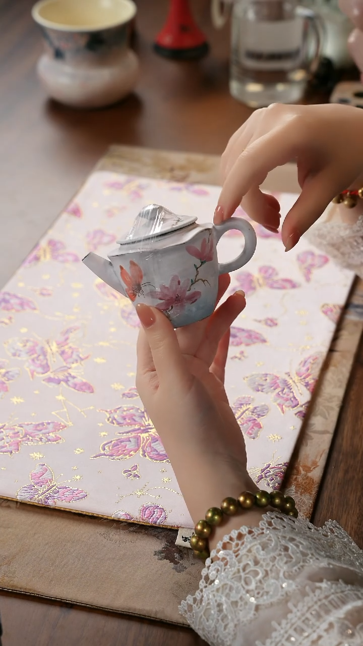 青云茶斋陶瓷茶具玉兰娇壶