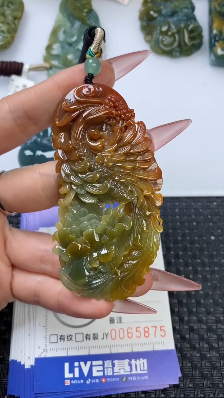 【闪购商品】翡翠颈饰未镶嵌11111111111111111