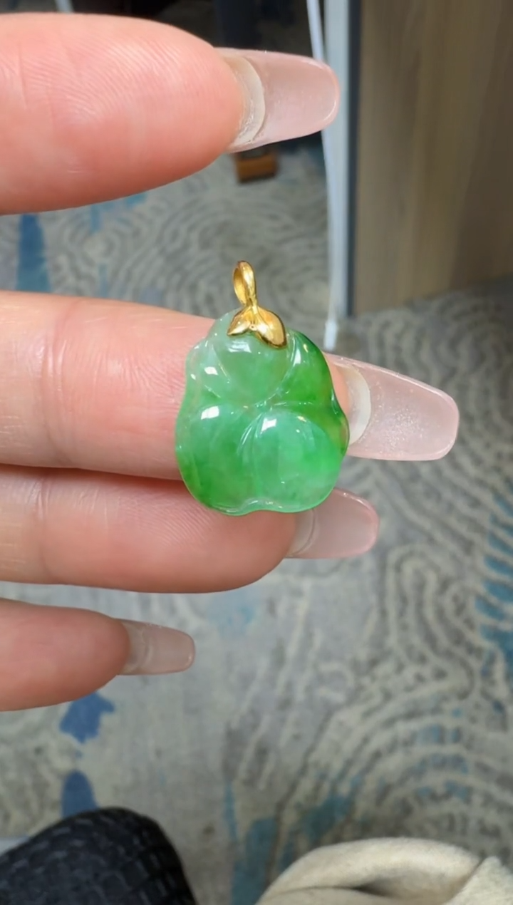 【闪购商品】翡翠颈饰18K金镶嵌缅甸A货翡翠吊坠