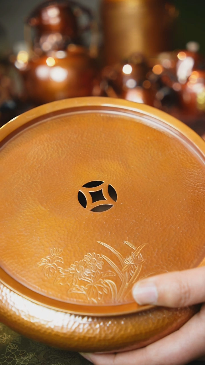 【闪购商品】紫铜兰花壶承直径20厘米