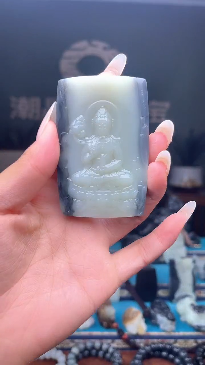 未镶嵌和田玉挂件1