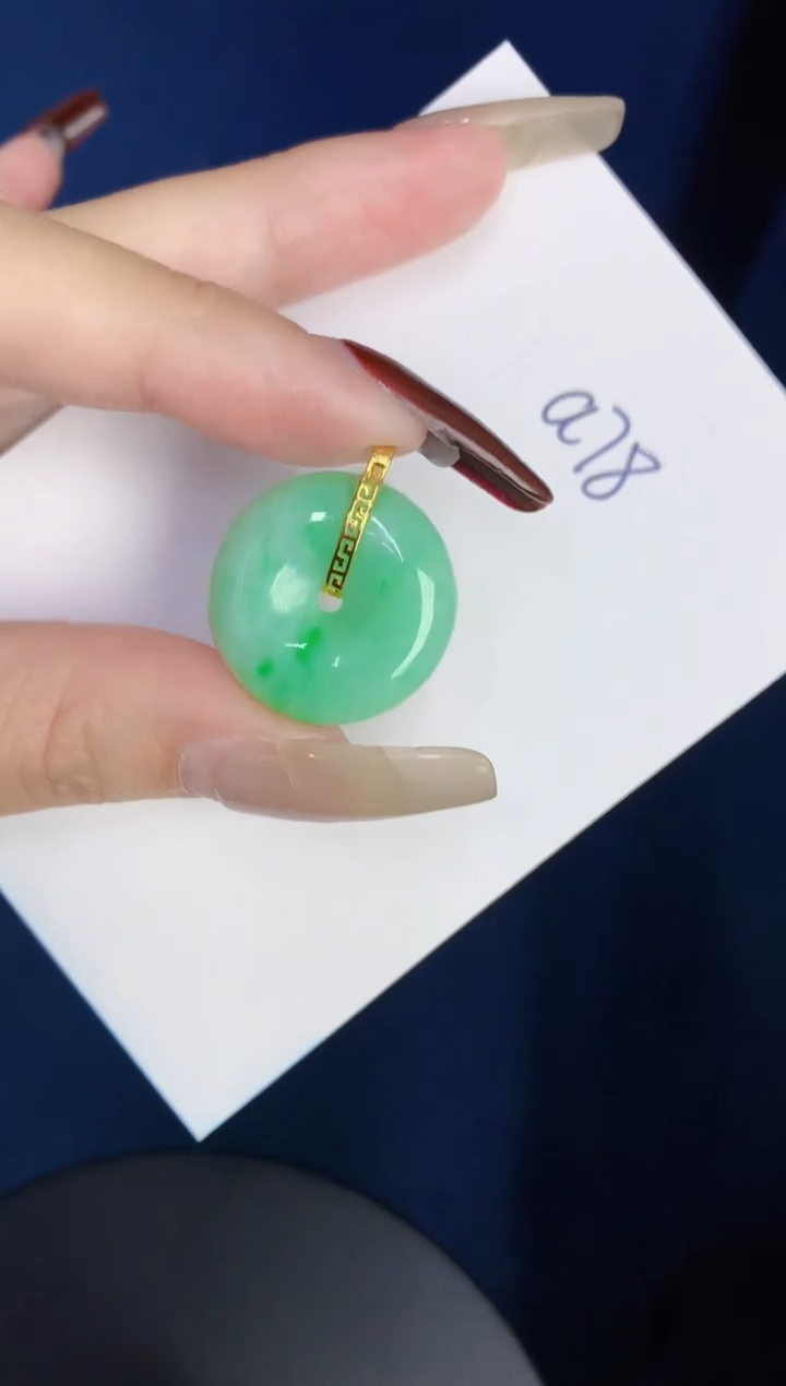 【闪购商品】翡翠颈饰18K金镶嵌000000000000