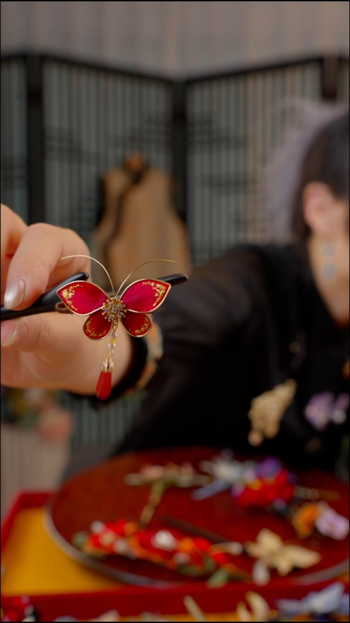 刺绣非遗苏绣绒花