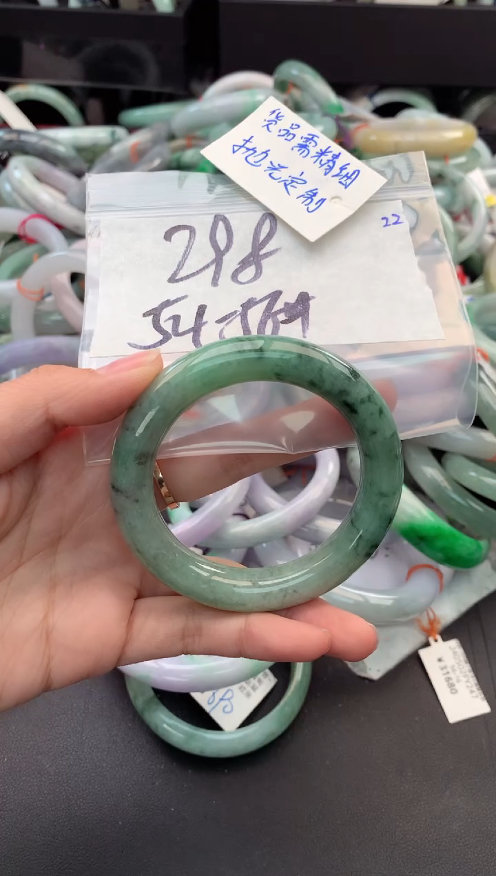 【闪购商品】定制翡翠未镶嵌毛货需精细抛光+多人