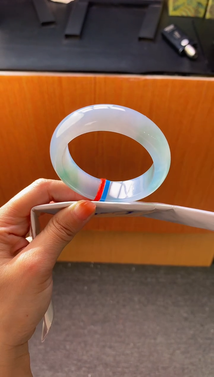 未镶嵌手镯翡翠- Q13圈口 53.6全款12万 定金2万