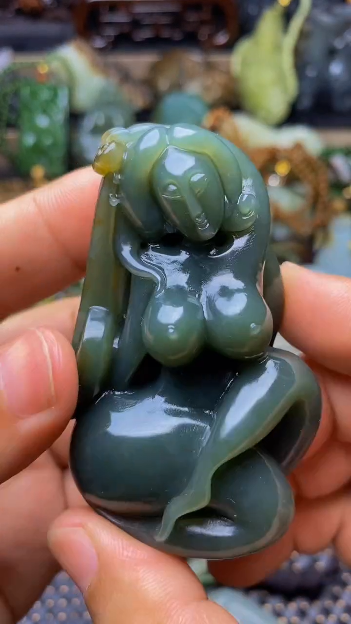 未镶嵌和田玉把件1