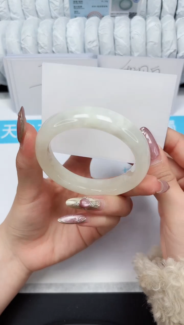 【闪购商品】和田玉手镯未镶嵌153-59.9