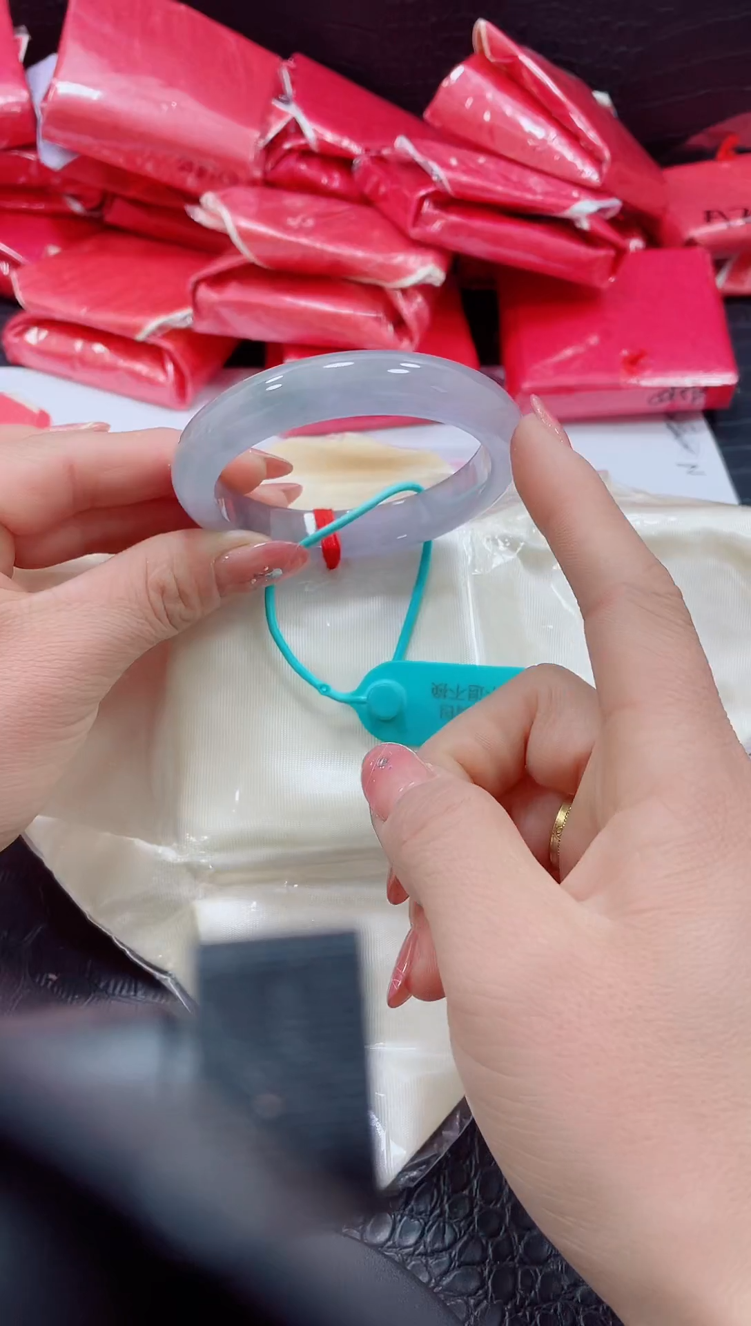 非金属无玲玲100号手镯58.9圈口