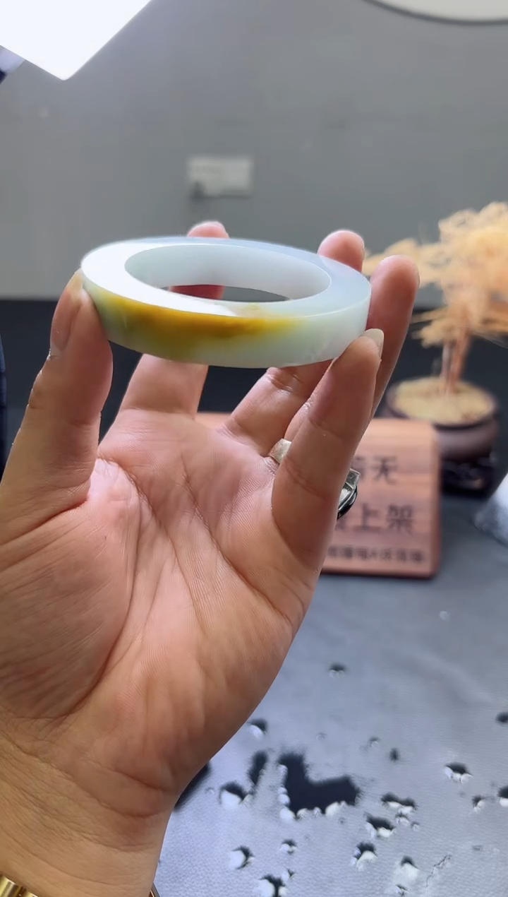 定制翡翠手镯未镶嵌今*手镯定制