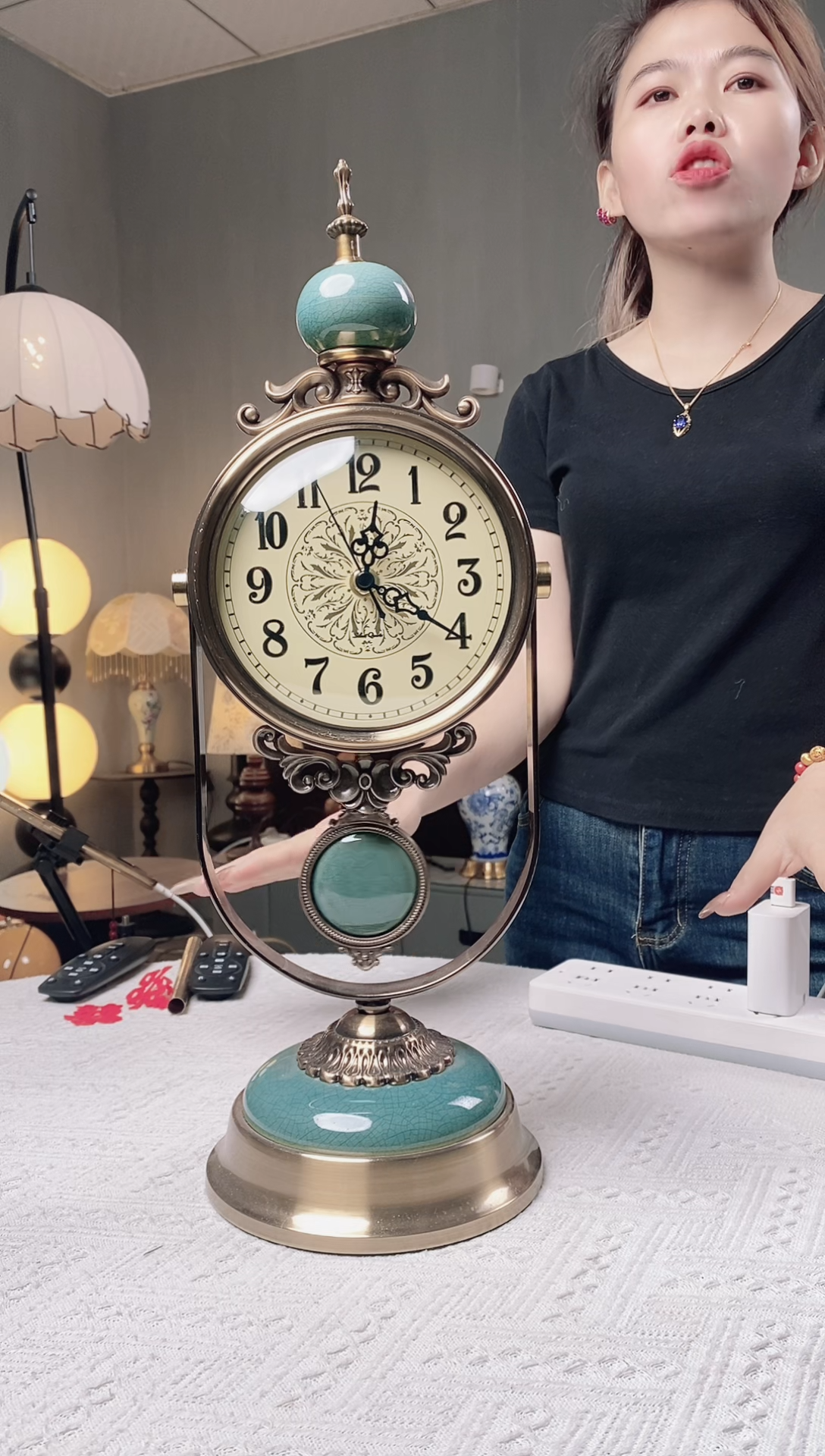 陶瓷钟表绿色88888888