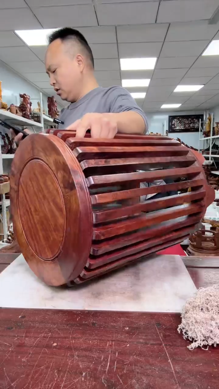 【闪购商品】花梨木类木雕工艺品8888888