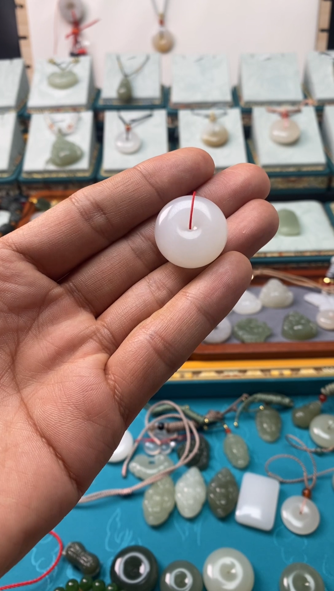 【闪购商品】和田玉颈饰未镶嵌平安扣