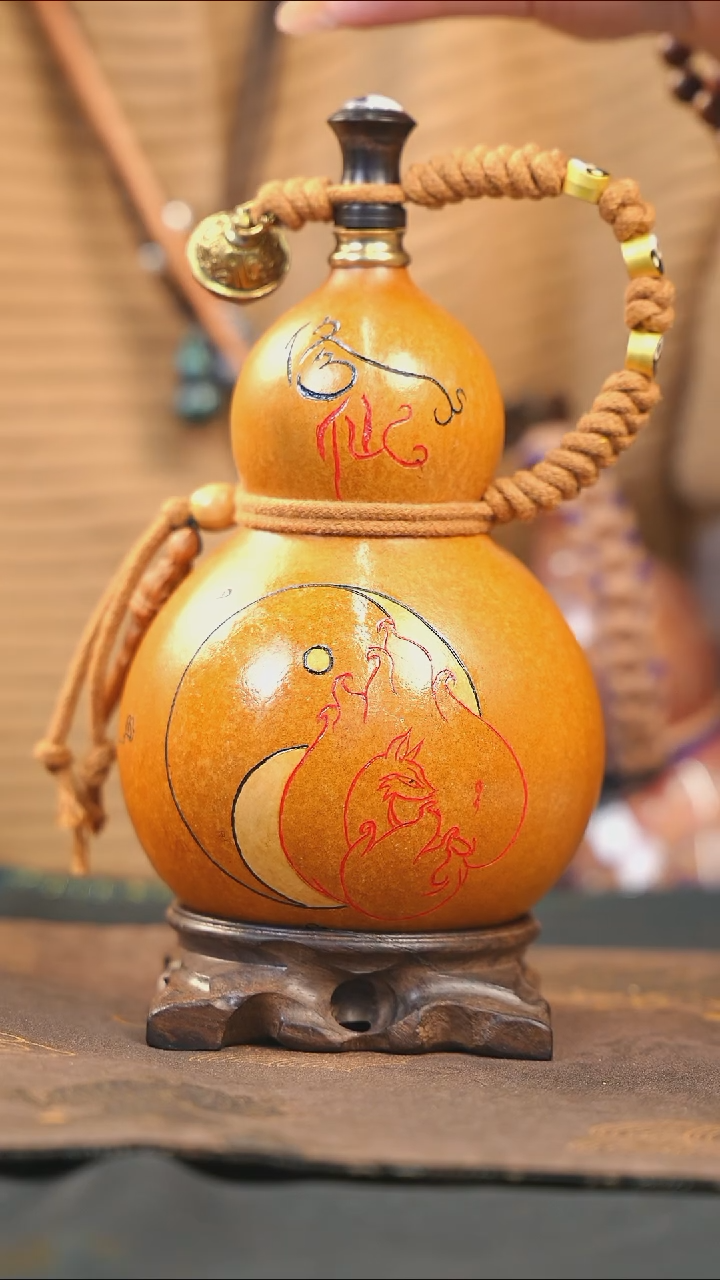 【闪购商品】RA131大漆酒葫芦不包手串及旋转底座