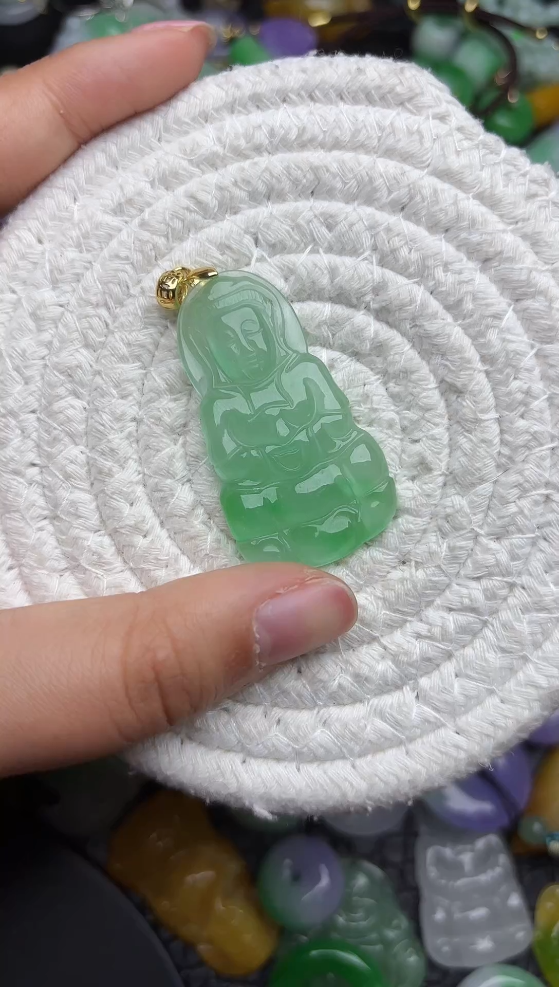 颈饰未镶嵌翡翠缅甸翡翠吊坠