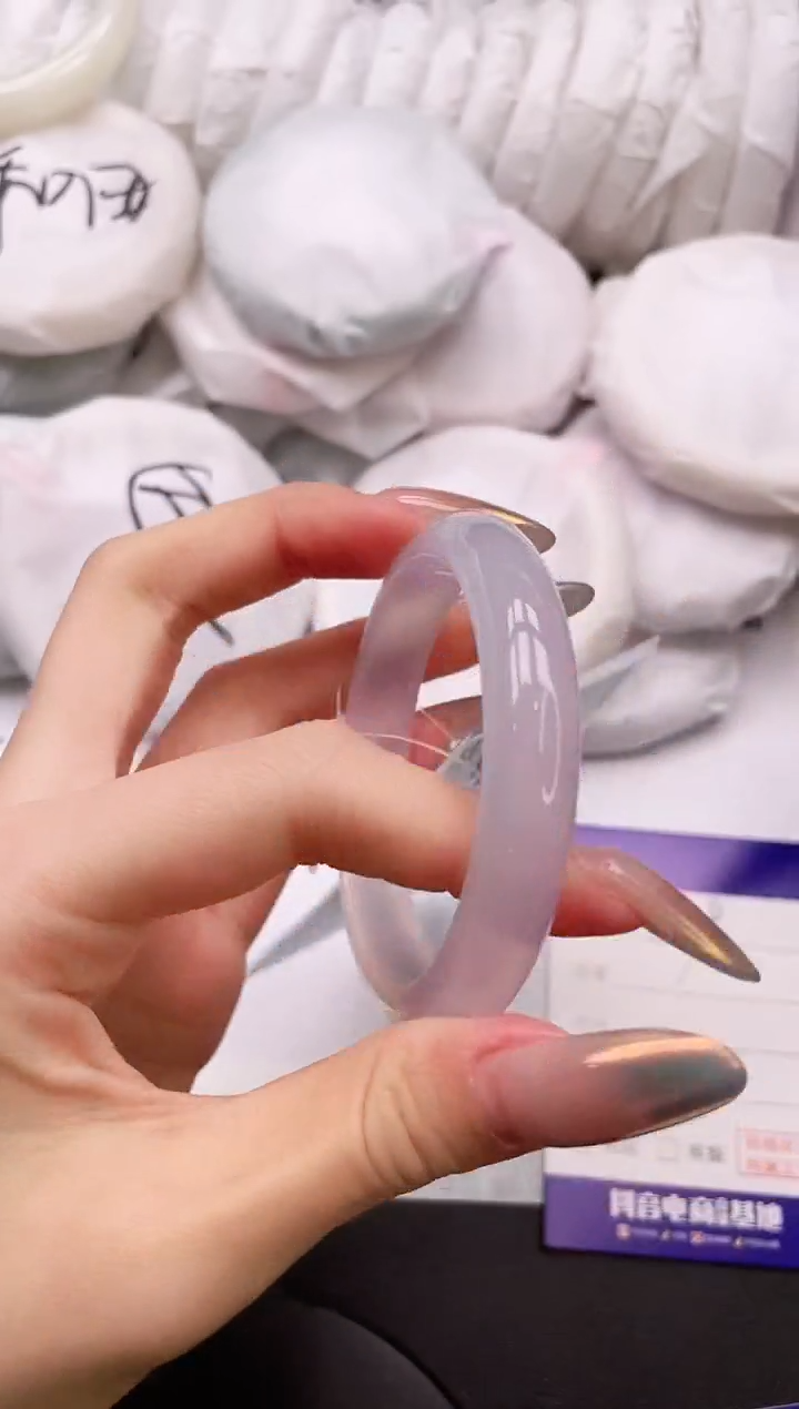 【闪购商品】石英质玉手镯未镶嵌4K509-53