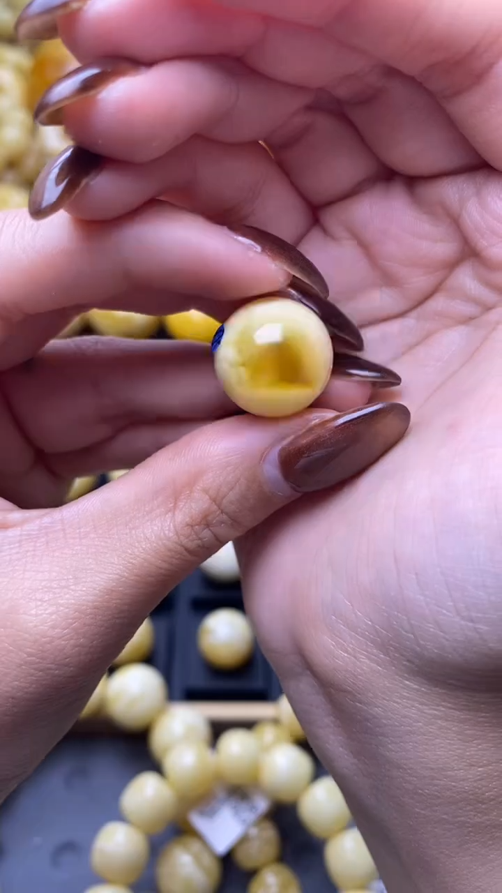 【闪购商品】琥珀裸石未镶嵌蜜蜡101