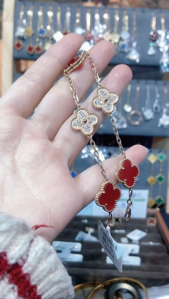 18K金镶嵌手链钻石钻石K玫红间钻